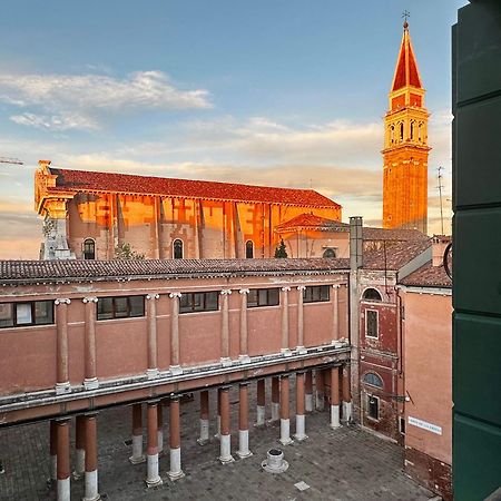 Palazzo Contarini Della Porta Di Ferro Aparthotel เวนิส ภายนอก รูปภาพ