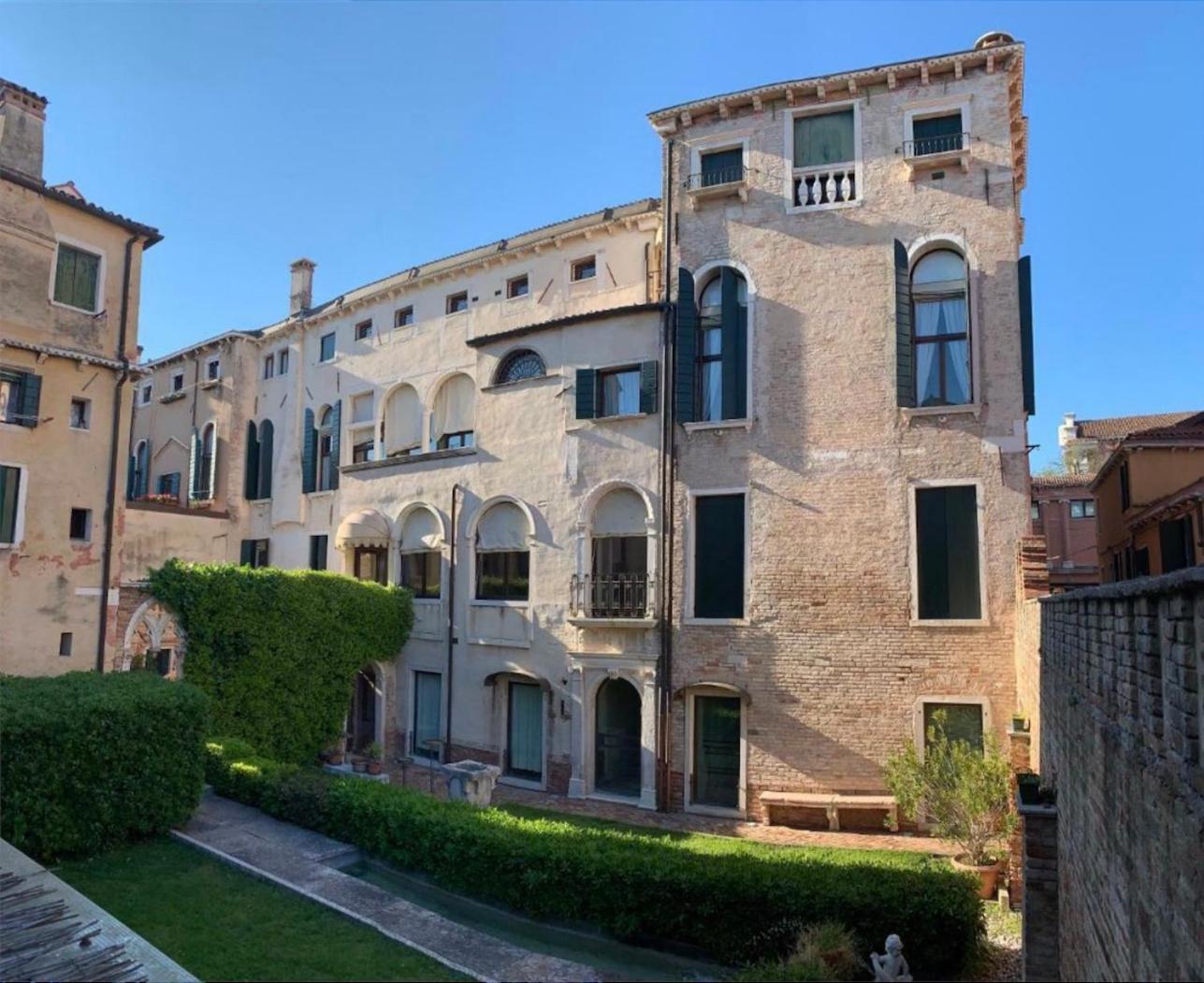 Palazzo Contarini Della Porta Di Ferro Aparthotel เวนิส ภายนอก รูปภาพ
