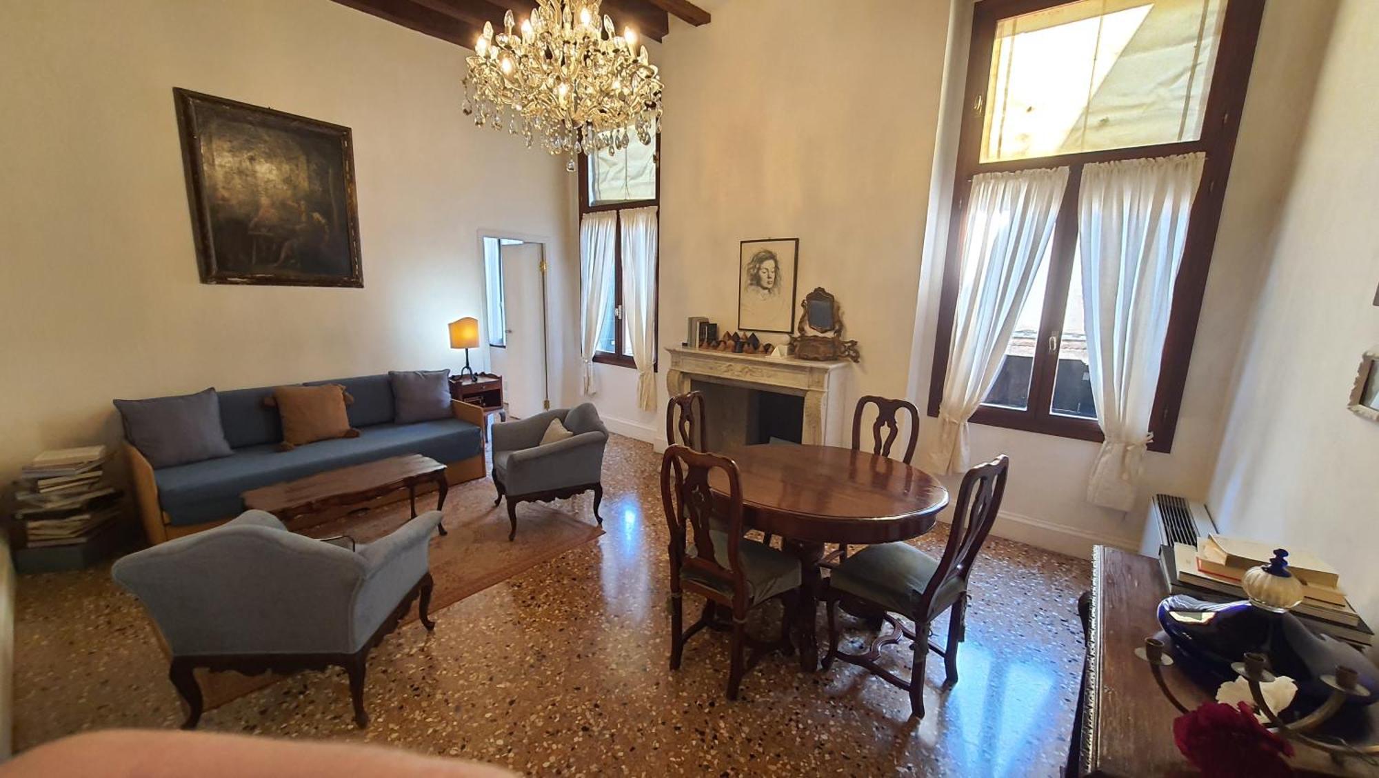 Palazzo Contarini Della Porta Di Ferro Aparthotel เวนิส ภายนอก รูปภาพ