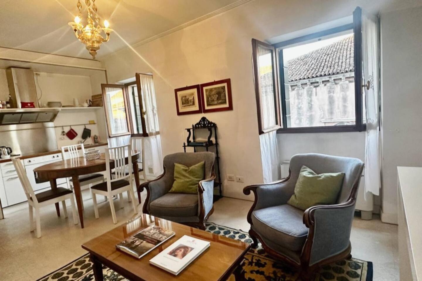 Palazzo Contarini Della Porta Di Ferro Aparthotel เวนิส ภายนอก รูปภาพ