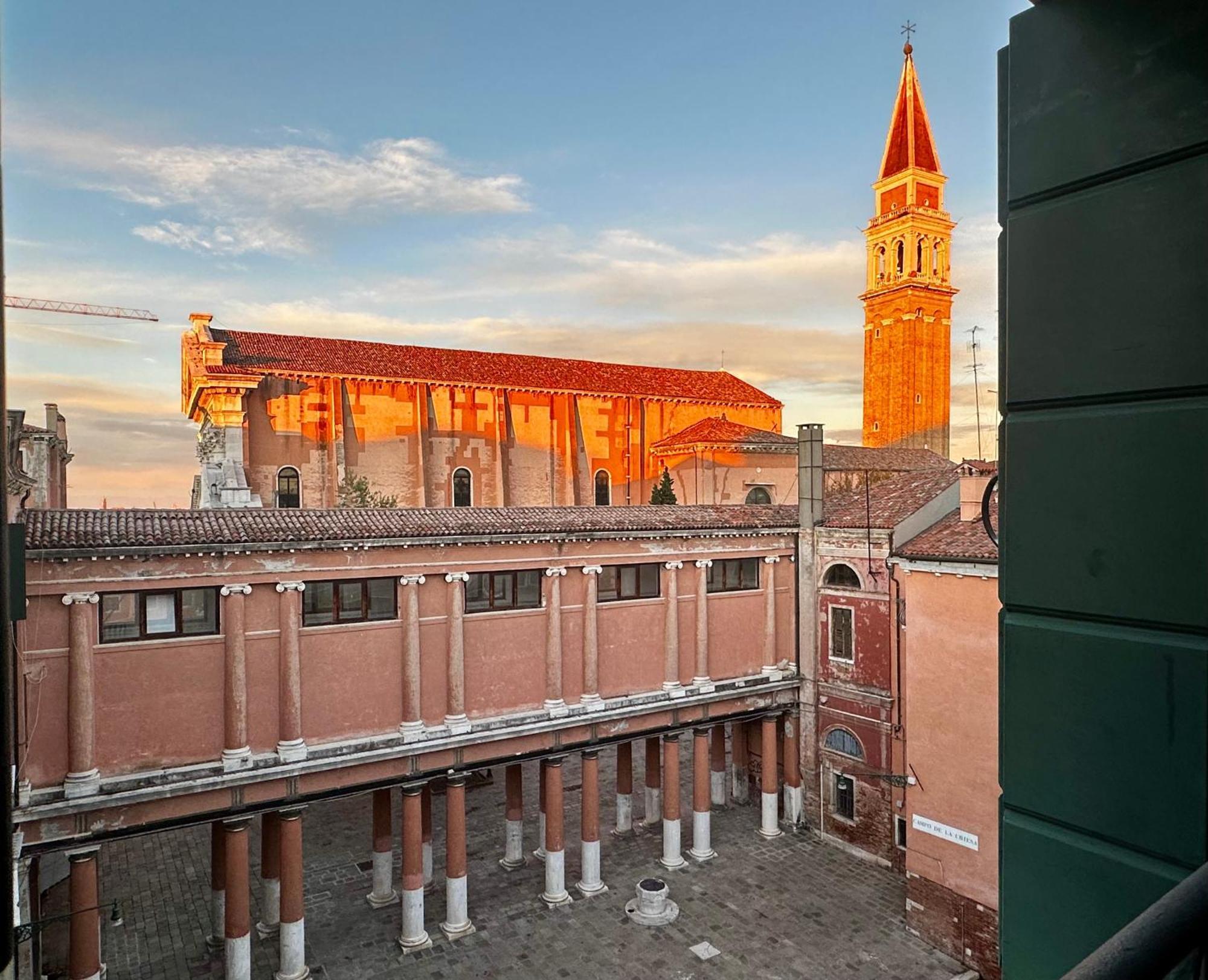 Palazzo Contarini Della Porta Di Ferro Aparthotel เวนิส ภายนอก รูปภาพ